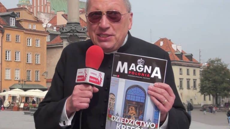 Ksiądz Roman Kneblewski proboszczem roku!