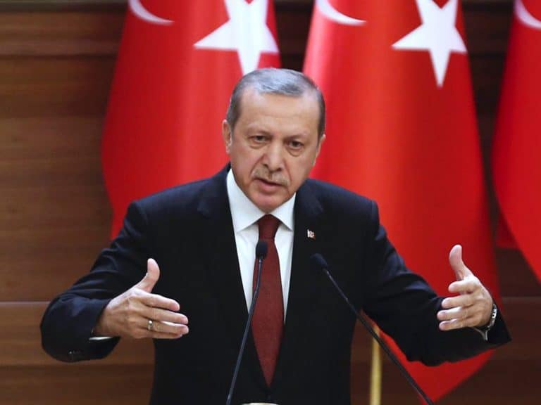 Erdogan oskarżył Stany Zjednoczone o wspieranie ISIS