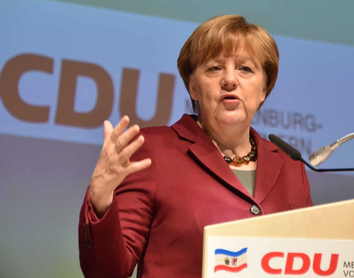 Angela Merkel chce przyspieszenia rozmów koalicyjnych