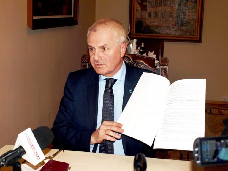 Przemyscy samorządowcy napisali list do premier Szydło ws. prezydenta Chomy