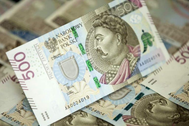 IPN zbada przebieg służby ponad 191 tys. resortowych rencistów i emerytów