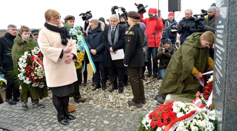 Pamięci pomordowanych mieszkańców Huty Pieniackiej