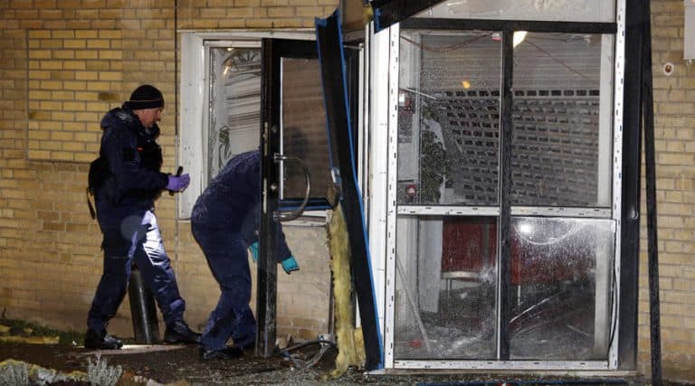 W sterroryzowanym przez imigrantów szwedzkim mieście Malmö odcinają prąd!