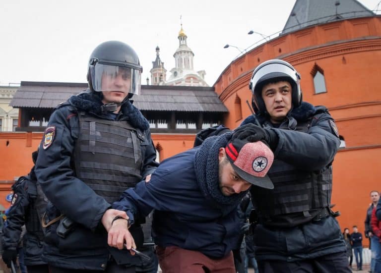 Ponad tysiąc zatrzymanych w Moskwie