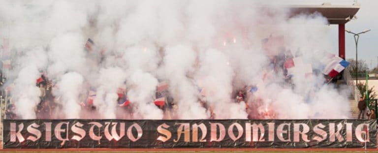 Kibice Wisły Sandomierz pomagają Polakom z Kresów