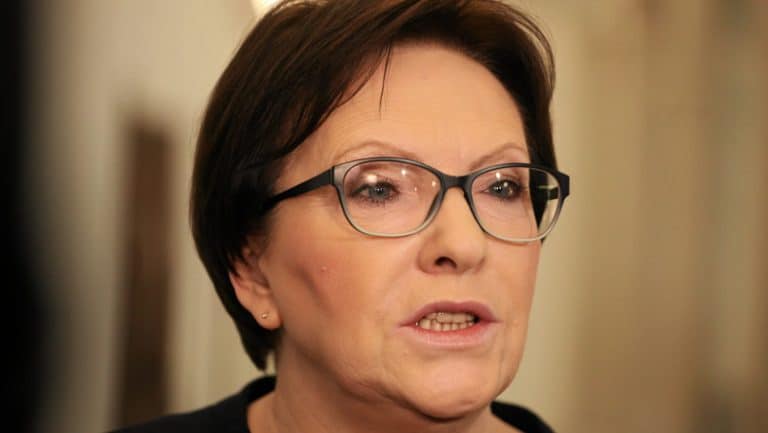 Ewa Kopacz zapadła się pod ziemie. Czyżby próbowała uniknąć konsekwencji? (VIDEO)