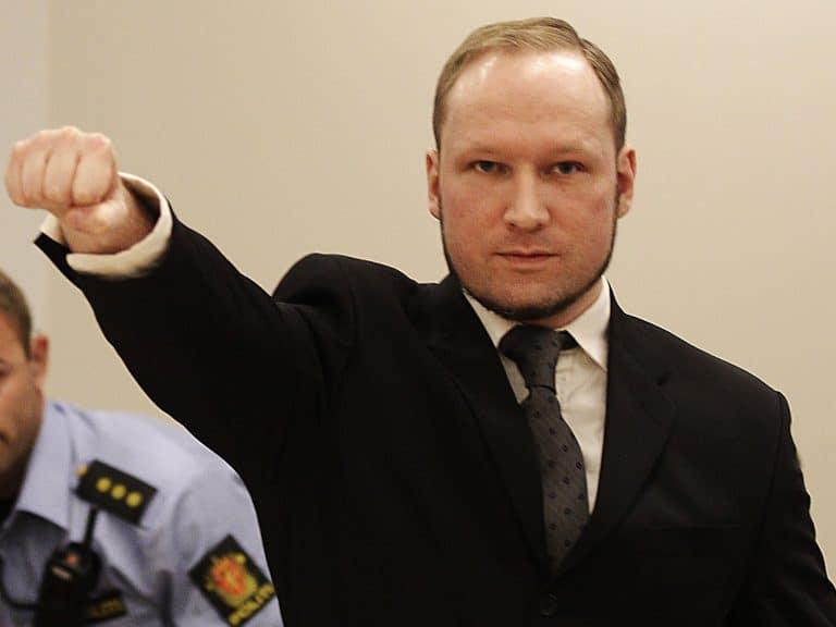 Brevik zmienił tożsamość