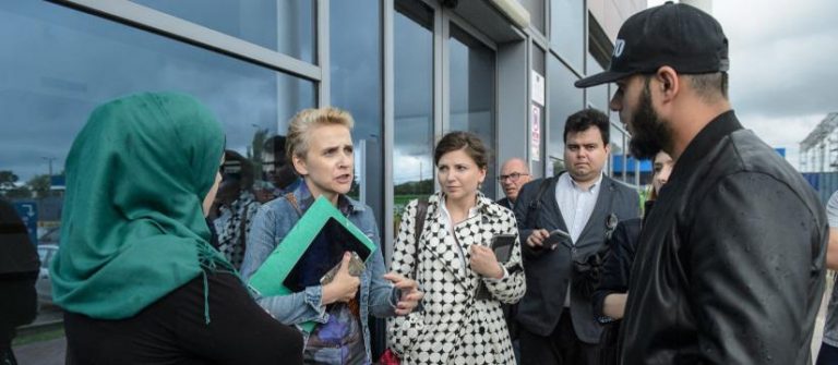 Politycy Nowoczesnej próbowali zmusić Straż Graniczną, by wpuściła do Polski nielegalnych uchodźców