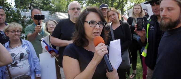 Rachityczny protest Obywateli RP pod Sejmem