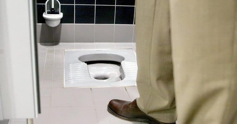 W Kolonii powstaną specjalne ubikacje dla muzułmanów