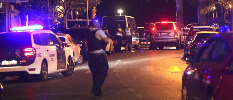 Policja katalońska zaprzecza, jakoby grupa terrorystyczna stojąca za zamachami w Barcelonie i Cambrils „została już rozbita”