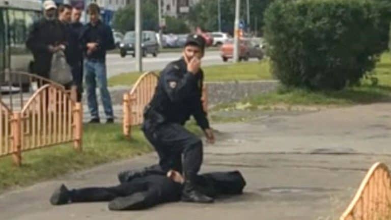 Rosja: Kolejny atak przy użyciu noża. 8 osób jest rannych