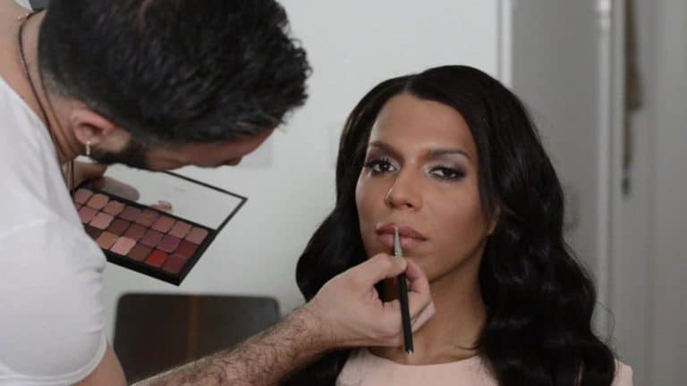 L’Oreal zakończyło wpółpracę z transseksualną „modelką” za antybiały rasizm