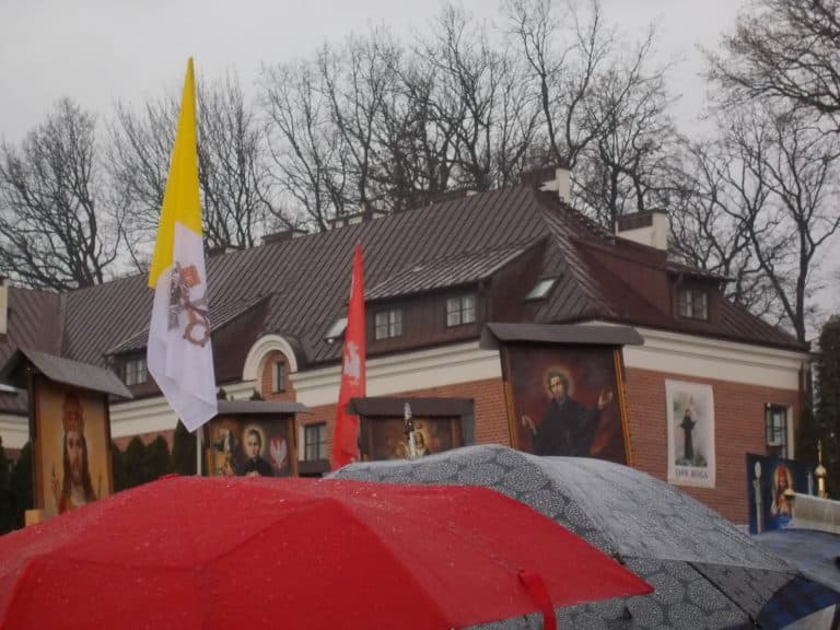 Sensus catholicus dla obrony Kościoła – 62 postacie synowsko napominają papieża