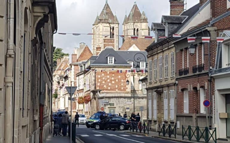 Strzelanina we francuskim Noyon, nie żyje kobieta i dwoje dzieci