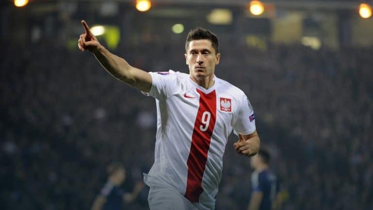 Robert Lewandowski może mieć kłopoty? Kucharski donosi na „Lewego” i żąda 39 mln zł