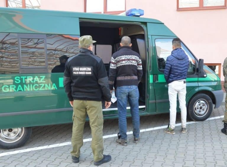Straż Graniczna zatrzymała 21 migrantów, udaremniono 50 prób przekroczenia granicy