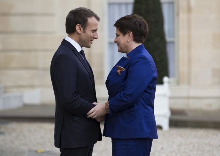 W Paryżu doszło do spotkania premier Beaty Szydło z prezydentem Emmanuelem Macronem