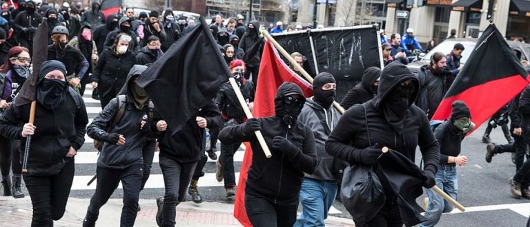 Czy lewacy z Antify inwigilowali środowiska narodowe?
