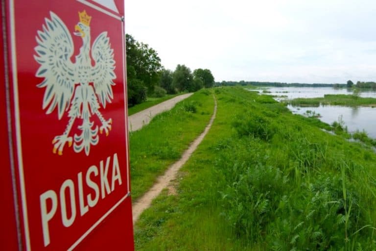 W zeszłym roku do Polski przybyło ponad pół miliona imigrantów spoza Unii Europejskiej. To drugi wynik zaraz po Wielkiej Brytanii