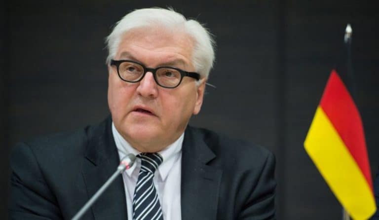 Zełeński nie chciał spotkać się z prezydentem Niemiec. Szef frakcji parlamentarnej SPD oburzony
