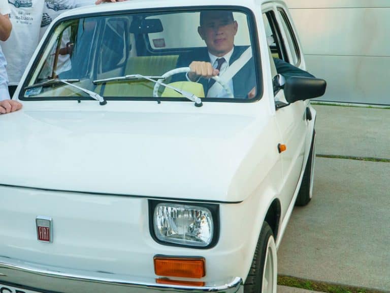 Tom Hanks otrzymał w prezencie polskiego malucha w ramach akcji charytatywnej „Nie wypada nie pomagać”. Aktor jest zachwycony