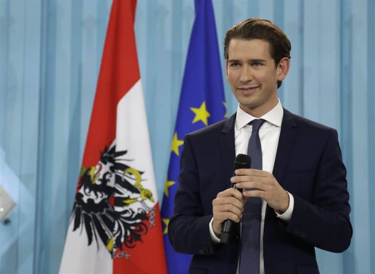 Austria: Imigranci przekraczający granicę państwa będą zmuszeni do oddania telefonów komórkowych oraz pieniędzy