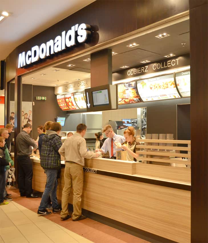 Wielka Brytania: Polscy pracownicy McDonalda otrzymali zakaz mówienia po polsku podczas pracy