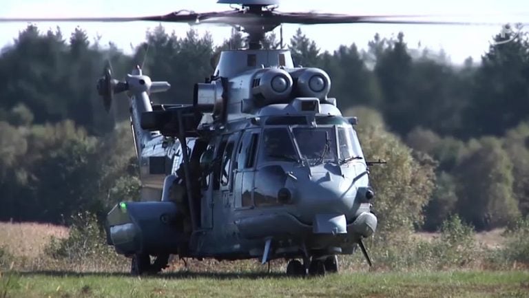 Ponad połowa używanych przez francuską armię caracali nie jest używana ponieważ ich naprawa jest zbyt droga