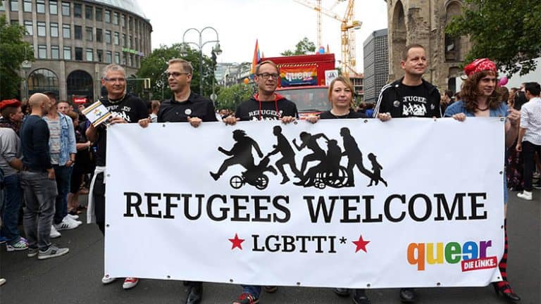 Środowiska LGBT nie mogą doczekać się, kiedy Europa zostanie ubogacona przez muzułmanów