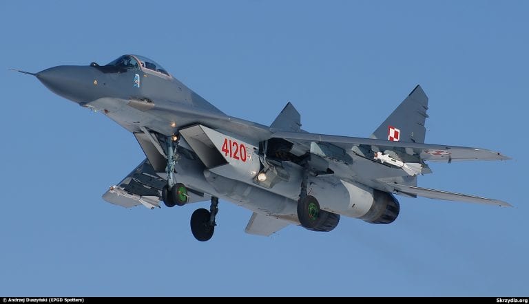 Samolot myśliwski Mig-29 zniknął z radarów, trwają poszukiwania