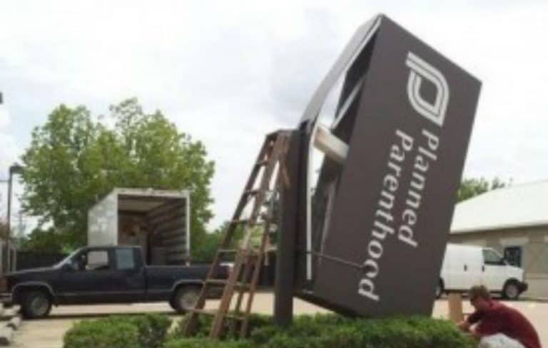 USA: Planned Parenthood z roku na rok zamyka coraz więcej swych klinik aborcyjnych na terenie całych Stanów Zjednoczocnych