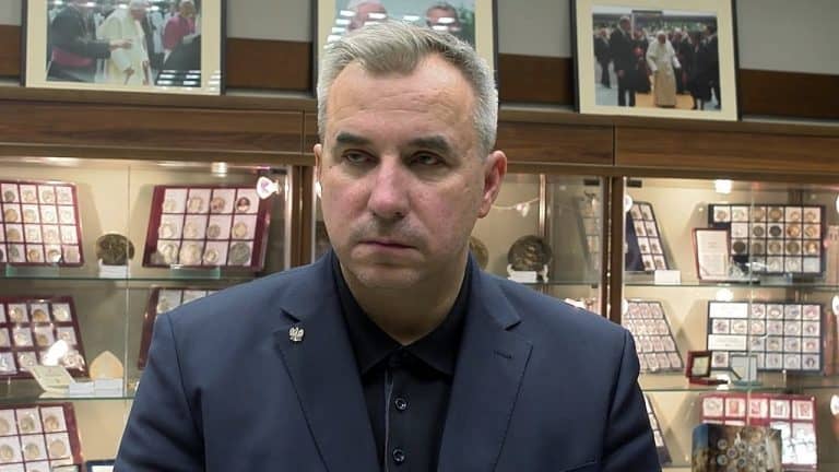 W Warszawie zablokowano premierę książki „Powrót do Jedwabnego”, zgromadzeni podjęli protest