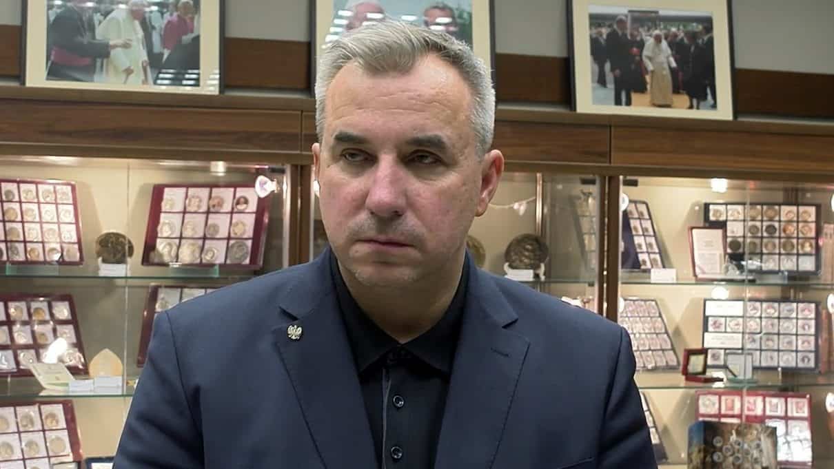W Warszawie zablokowano premierę książki „Powrót do Jedwabnego”, zgromadzeni podjęli protest