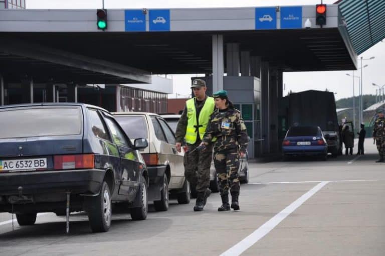 MSZ ostrzega przed wyjazdem na Ukrainę