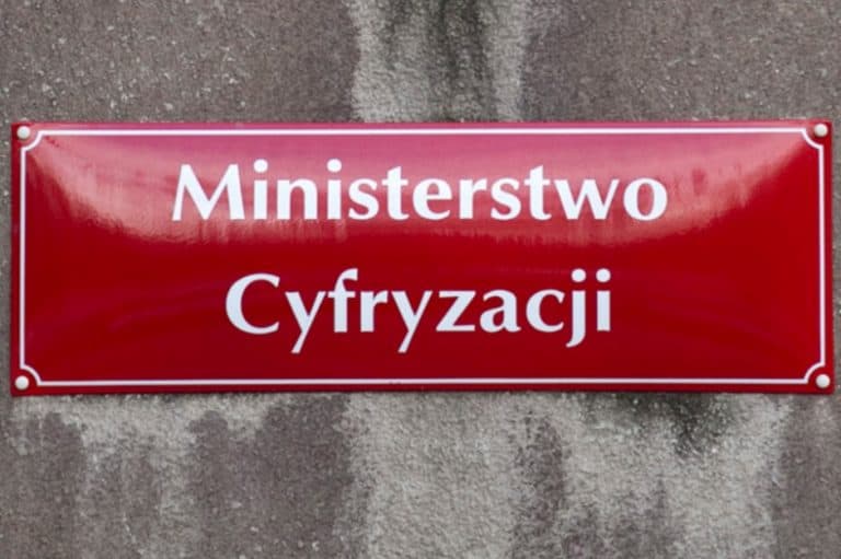 Ministerstwo Cyfryzacji przygotowuje nowelizacje ustaw celem zapobieżenia łamaniu wolności słowa w serwisach społecznościowych