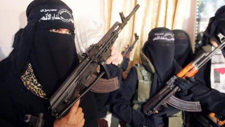 Kurdowie wzięli do niewoli 15 kobiet pochodzenia niemieckiego, które walczyły po stronie ISIS