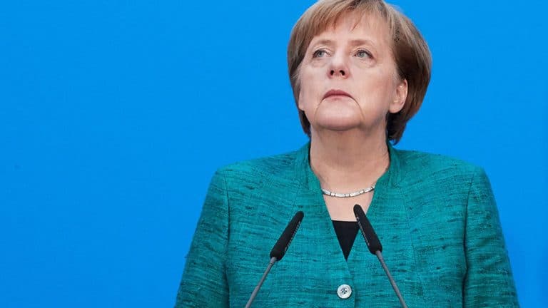 Angela Merkel przynaje, że odpowiedzialność za obozy koncentracyjne ponoszą Niemcy