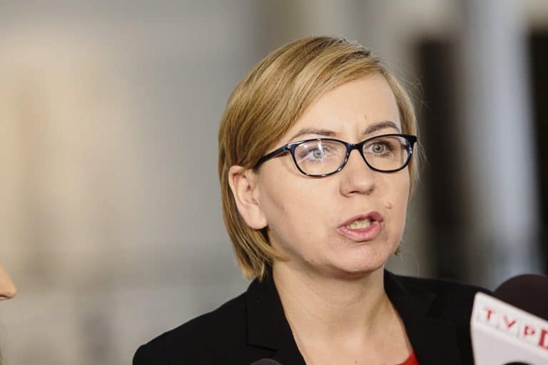 Odlot rzeczniczki Nowoczesnej w nikczemny sposób atakującej Brygadę Świętokrzyską NSZ