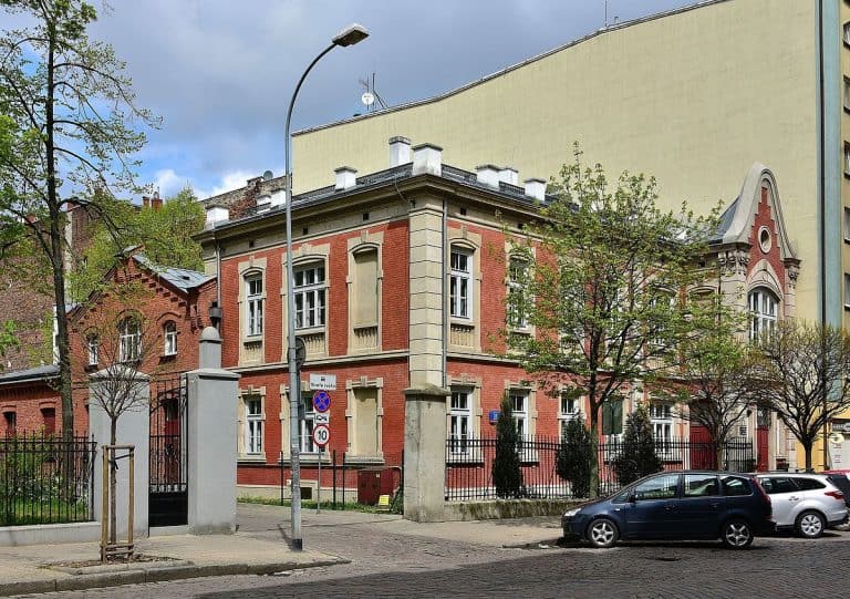 Obrzydliwy antypolski list nauczycieli warszawskiego liceum do uczniów