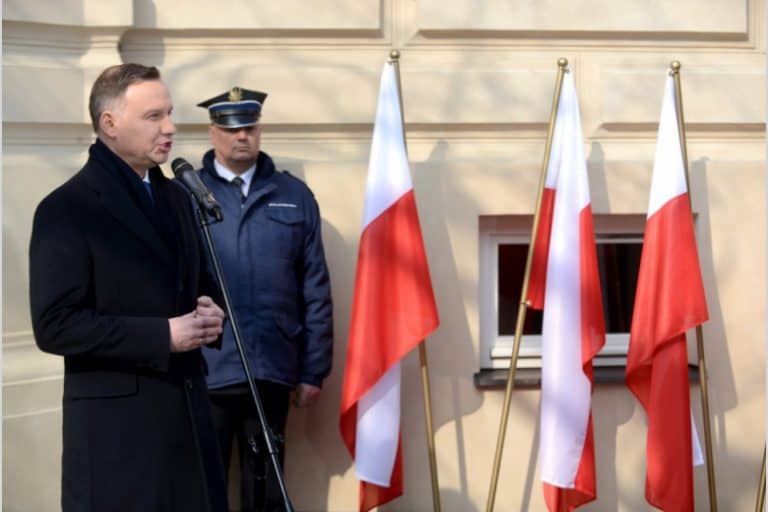 Prezydent Andrzej Duda zaznaczył, że Polska nie musi przepraszać za antysemickie działania władz PRL w marcu 1968 roku