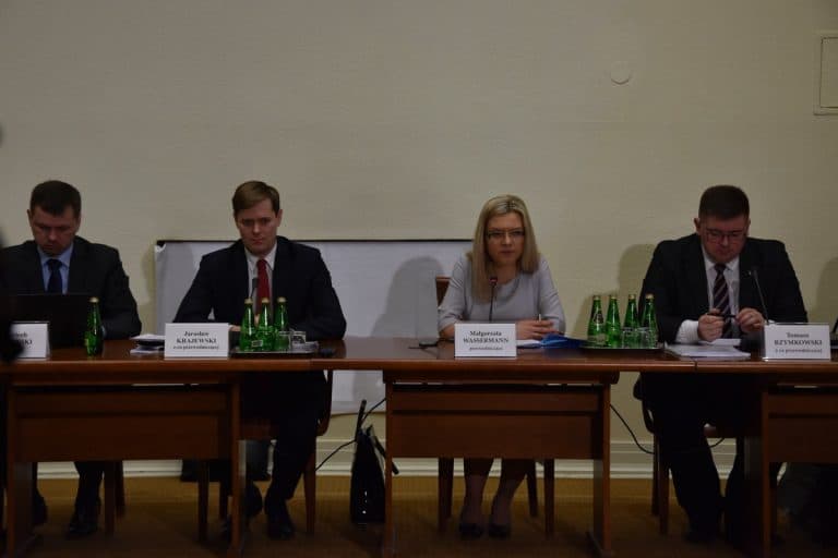 Agentka ABW potwierdziła, że LOT miał być zniszczony przez OLT Express i że w ABW o tym wiedziano