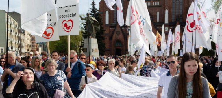 Marsz Świętości Życia przeszedł ulicami Warszawy