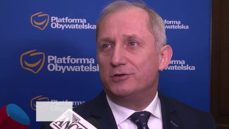 Jest akt oskarżenia przeciwko Sławomirowi Neumannowi