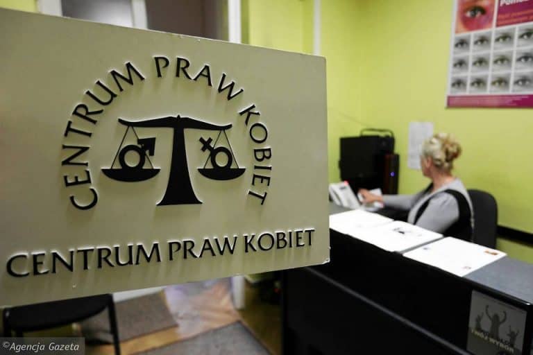 Feministka oskarża Centrum Praw Kobiet o… dyskryminację