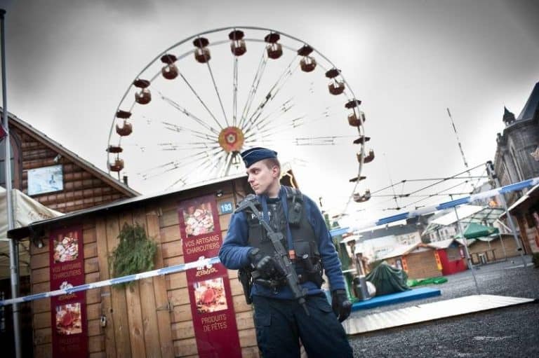W Belgii muzułmański terrorysta zastrzelił dwóch policjantów
