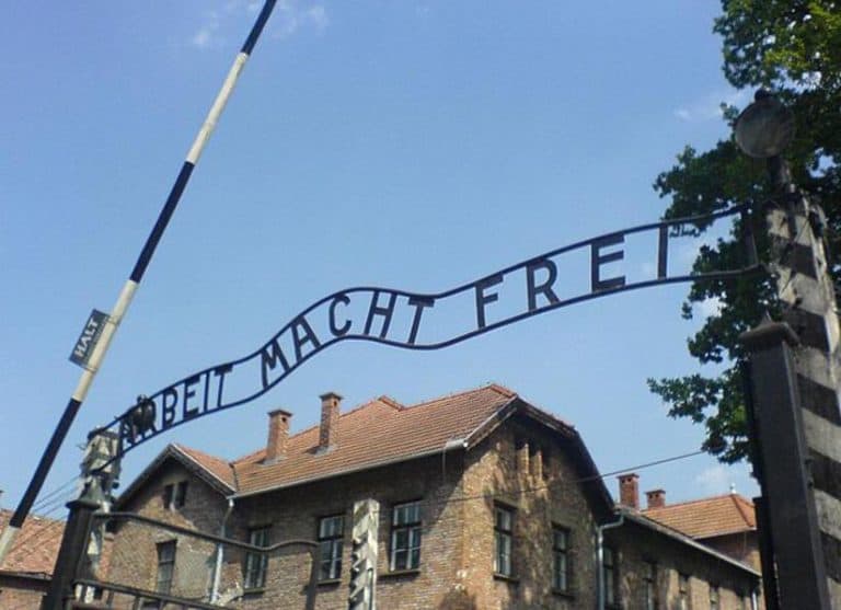 Niemiecka gazeta znowu użyła terminu „polski obóz zagłady”