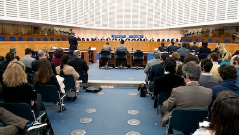 Emeryt z Pabianic postanowił pozwać ZUS do Strasburga