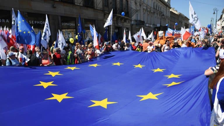 Na ulice Warszawy wylegli dziś „światli europejczycy”