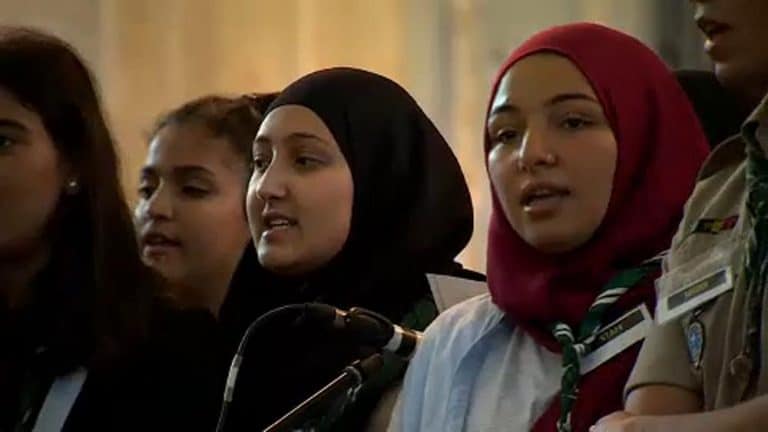 W Brukseli chrześcijanie wraz z muzułmanami i żydami świętowali w kościele początek Ramadanu